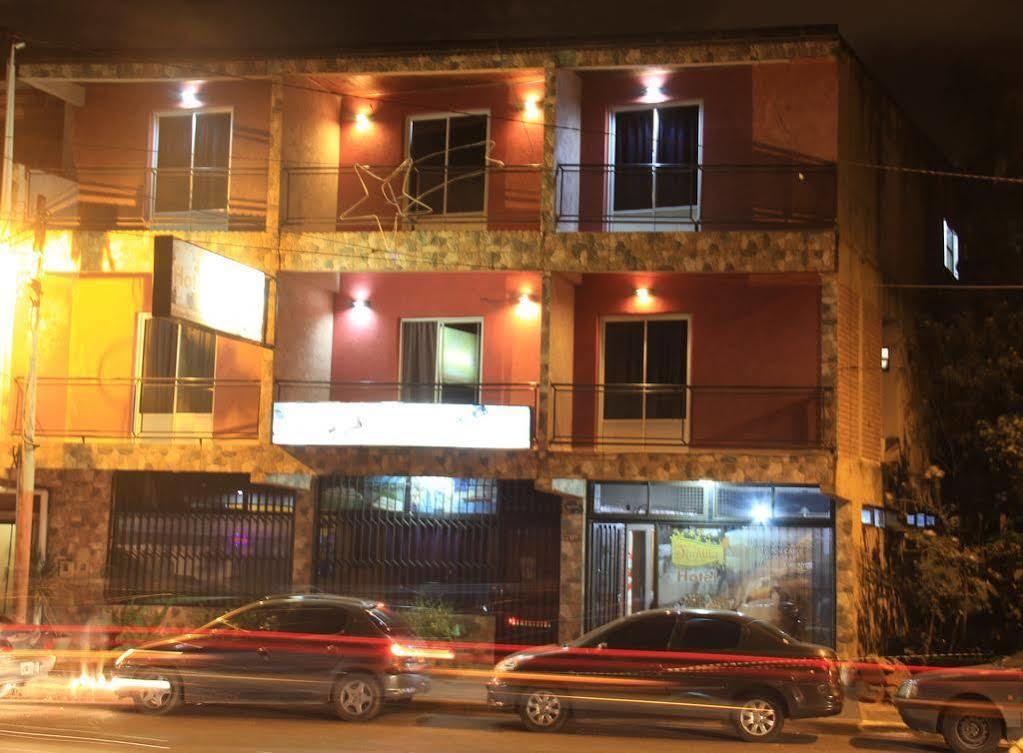 La Familia Hotel Porto Iguaçu Exterior foto